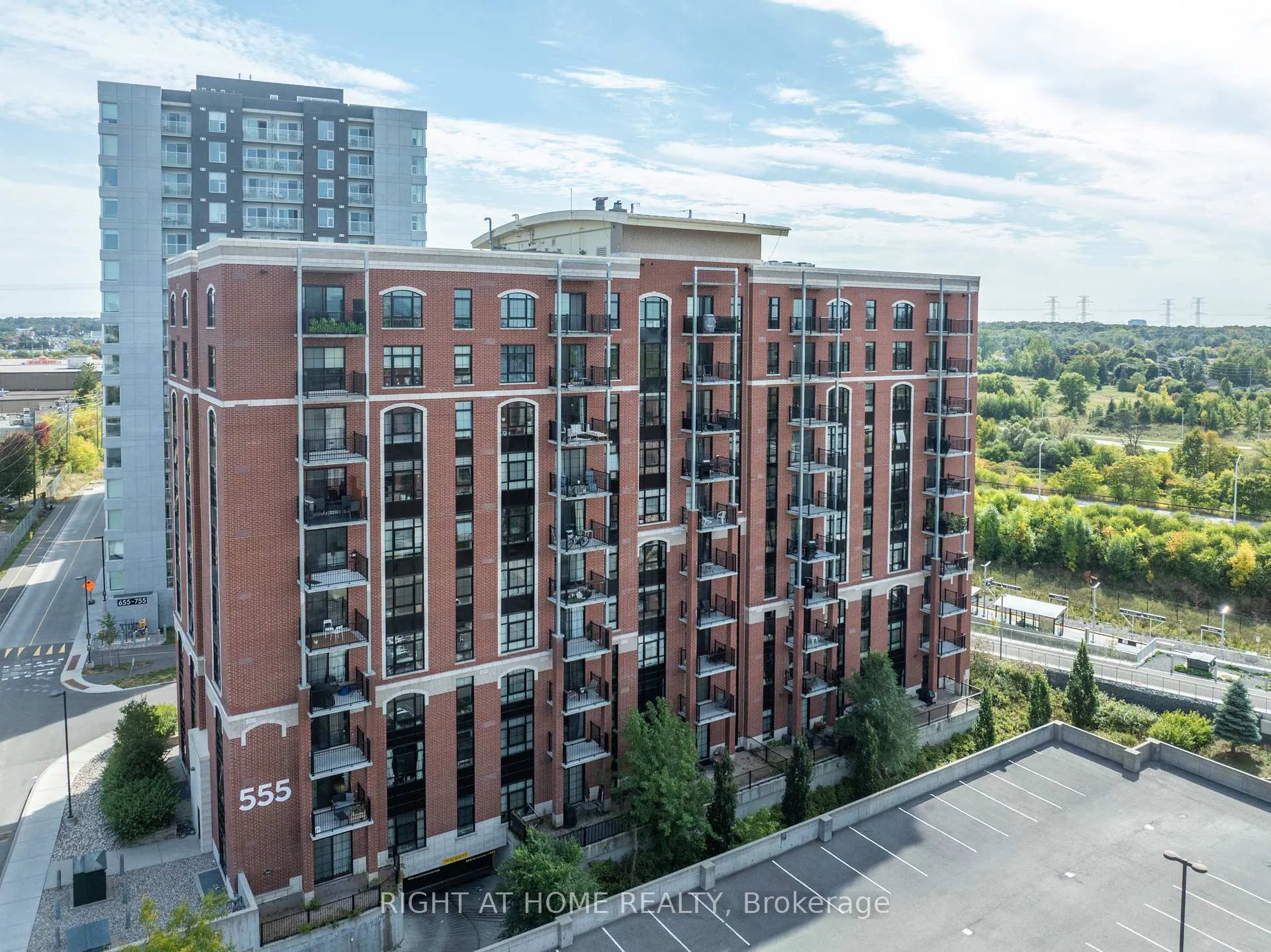 Photo 1 of Unit 802, 555 Anand Private, Ottawa, Riverside Park South — HOMEH