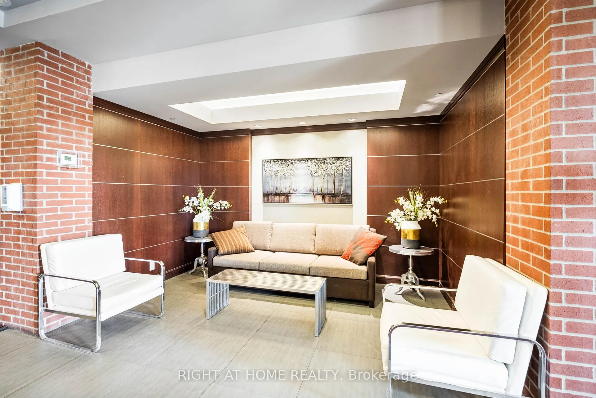 Photo 28 of Unit 802, 555 Anand Private, Ottawa, Riverside Park South — HOMEH