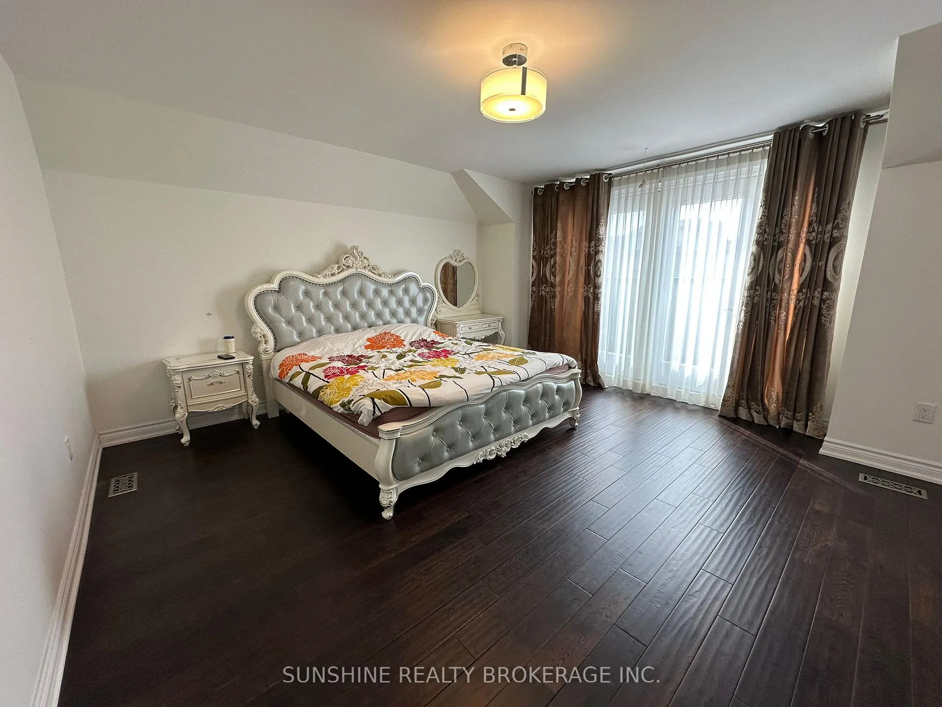 Photo 11 of 10 Tralee Court, Markham, Angus Glen — HOMEH