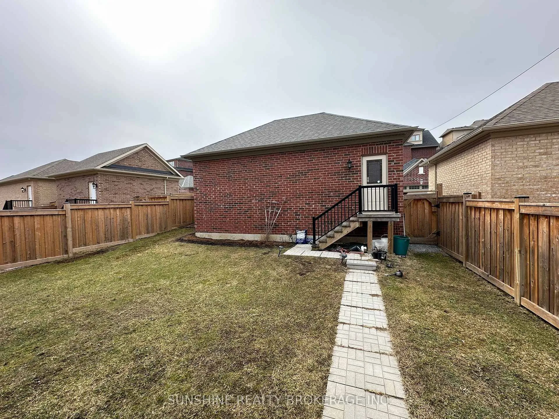 Photo 17 of 10 Tralee Court, Markham, Angus Glen — HOMEH