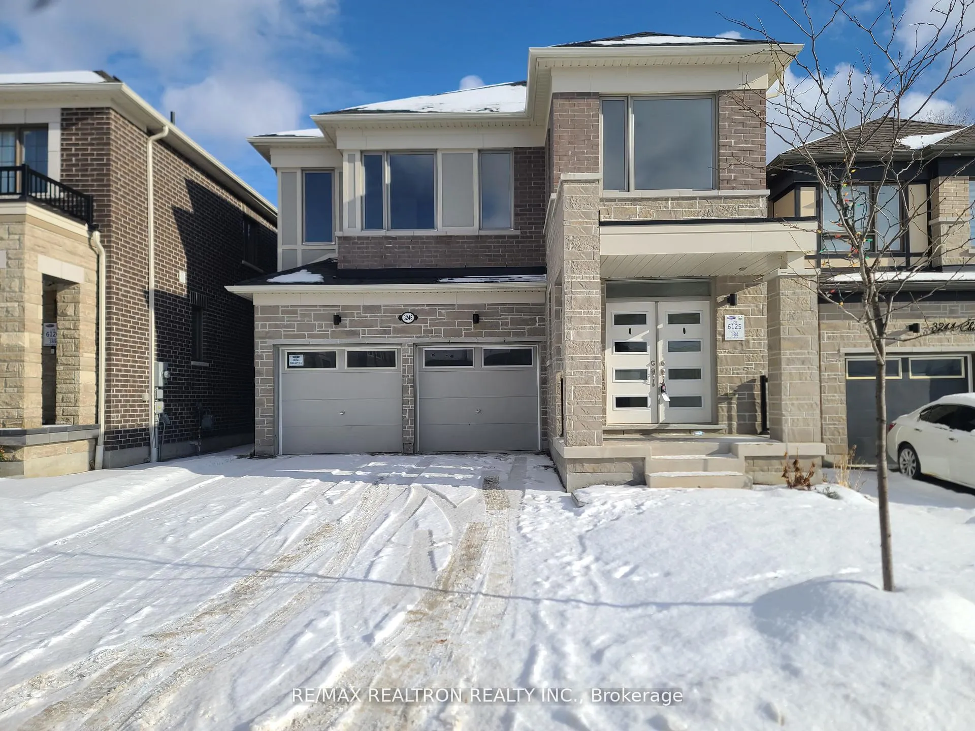 Photo 1 of 3246 Chimney Swift Crescent, Pickering, Rural Pickering — HOMEH