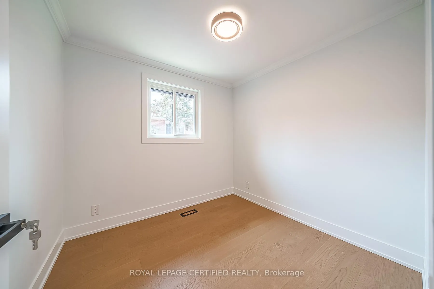 Photo 23 of 178 Marcella Crescent, Hamilton, Gershome — HOMEH