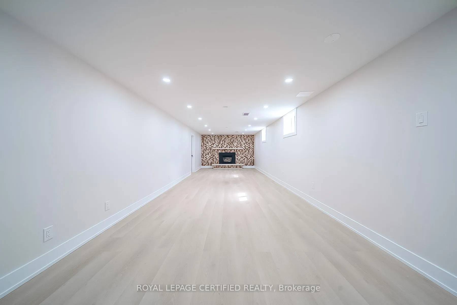 Photo 31 of 178 Marcella Crescent, Hamilton, Gershome — HOMEH