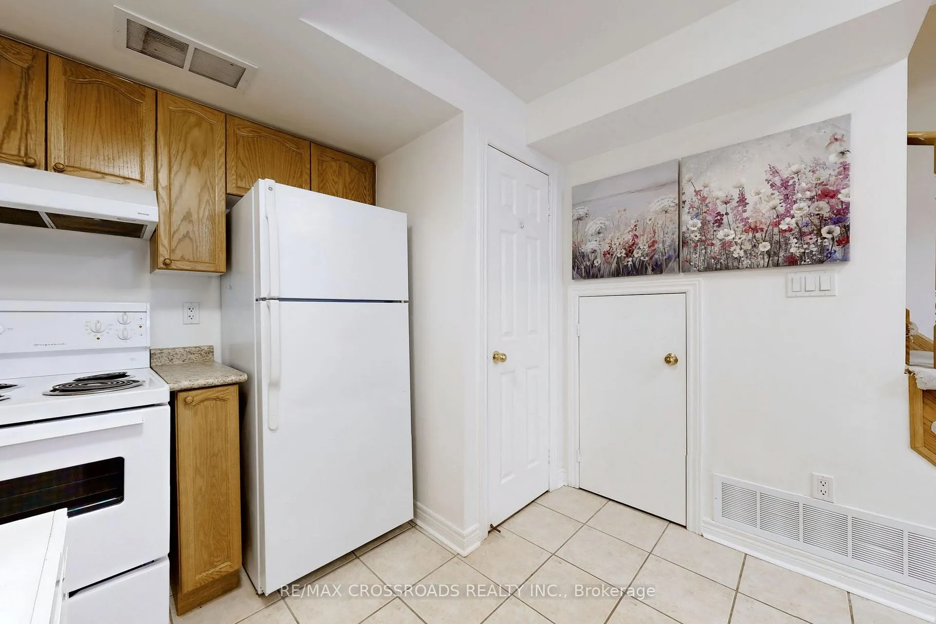 Photo 9 of Unit 181, 312 John Street, Markham, Aileen-Willowbrook — HOMEH