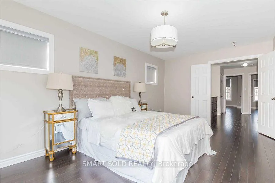 Photo 22 of 43 Farooq Boulevard, Vaughan, Vellore Village — HOMEH