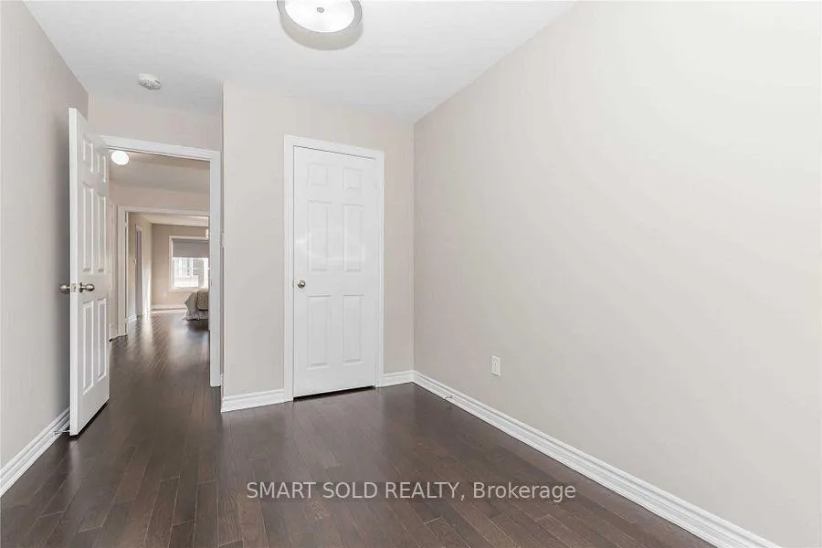 Photo 31 of 43 Farooq Boulevard, Vaughan, Vellore Village — HOMEH
