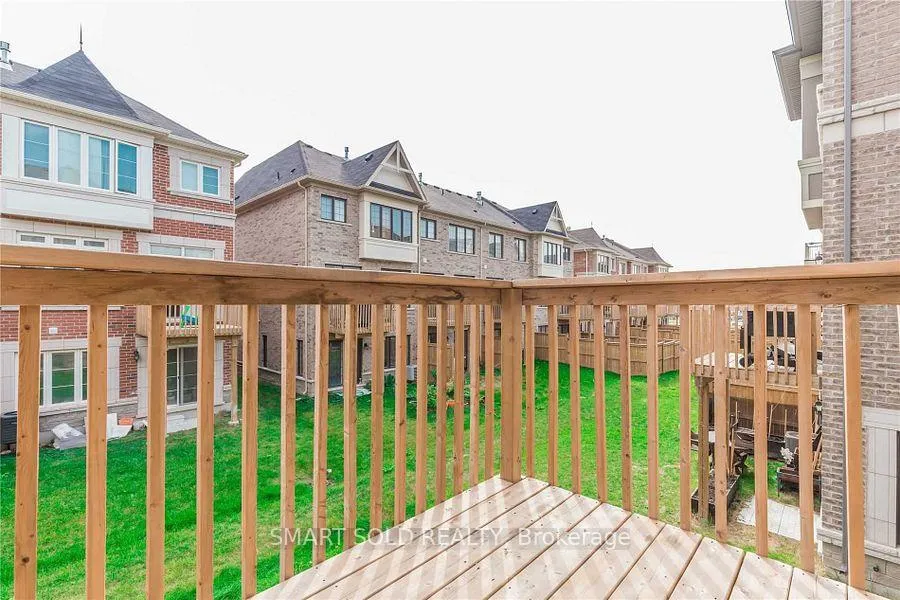 Photo 38 of 43 Farooq Boulevard, Vaughan, Vellore Village — HOMEH