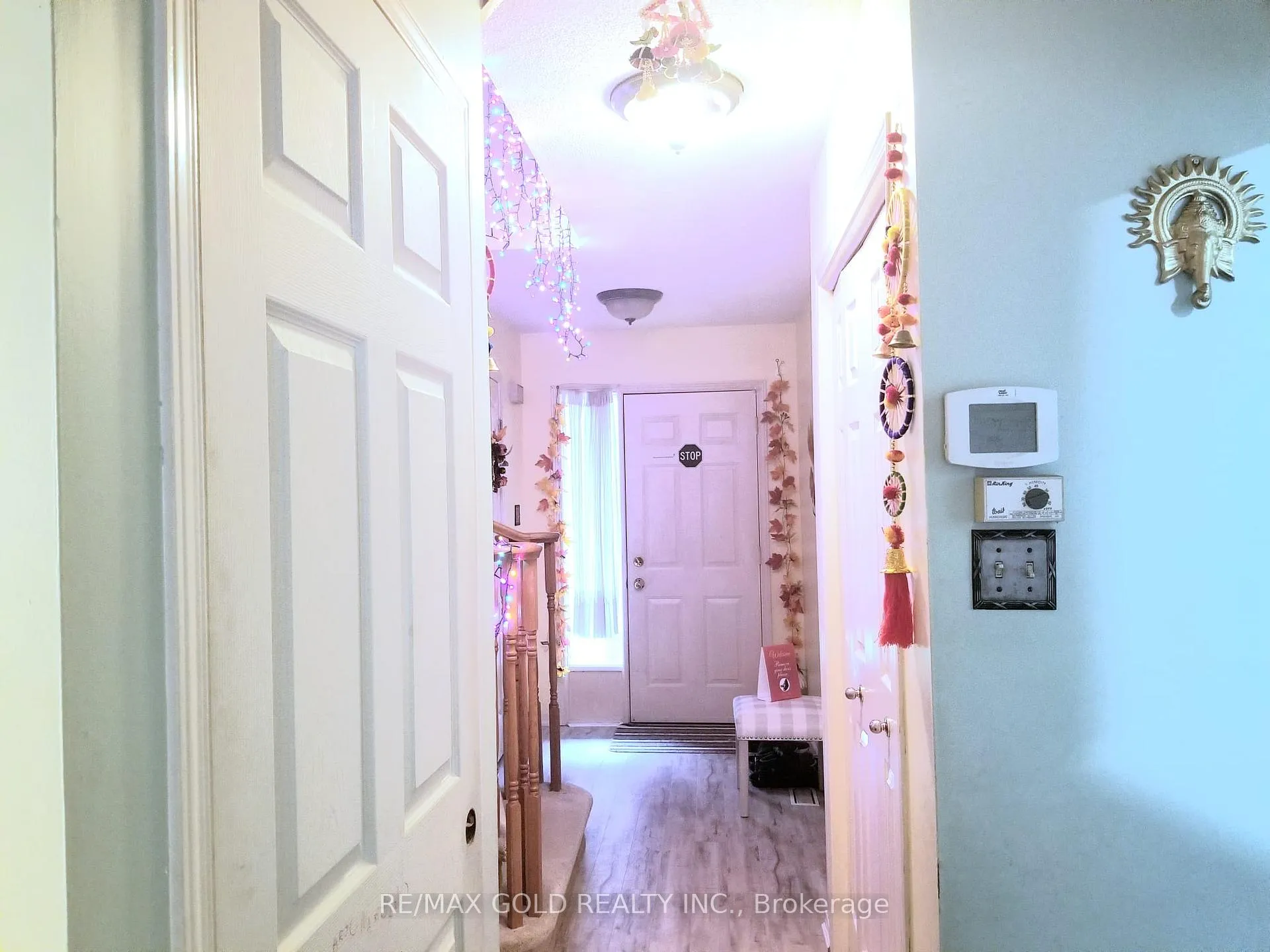 Photo 2 of 2112 Chrisdon Road, Burlington, Headon — HOMEH