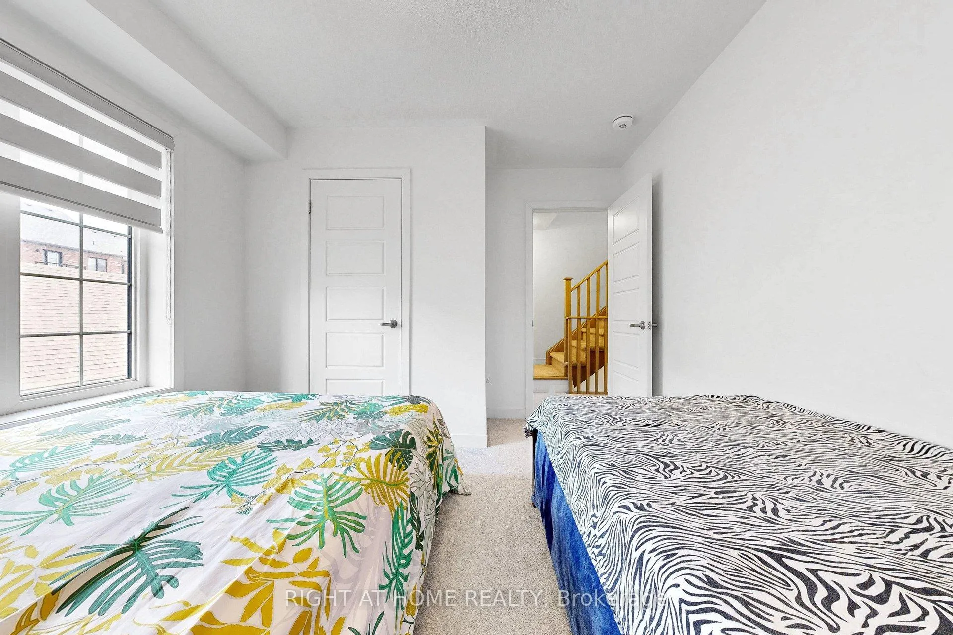 Photo 14 of 7 Selfridge Way, Whitby, Downtown Whitby — HOMEH