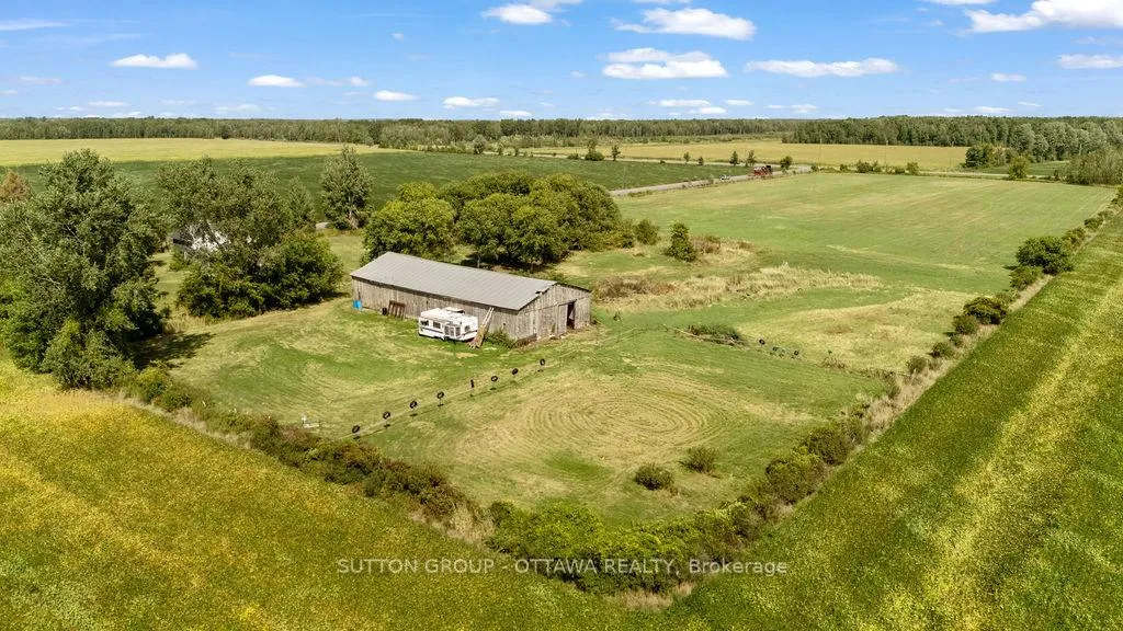 Photo 9 of 9420 Parkway Road, Ottawa, Osgoode Twp North of Reg Rd 6 — HOMEH