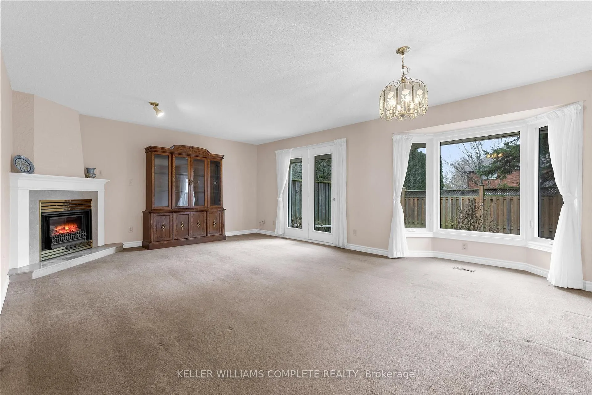 Photo 8 of Unit 1, 230 Meadowbrook Drive, Hamilton, Ancaster — HOMEH