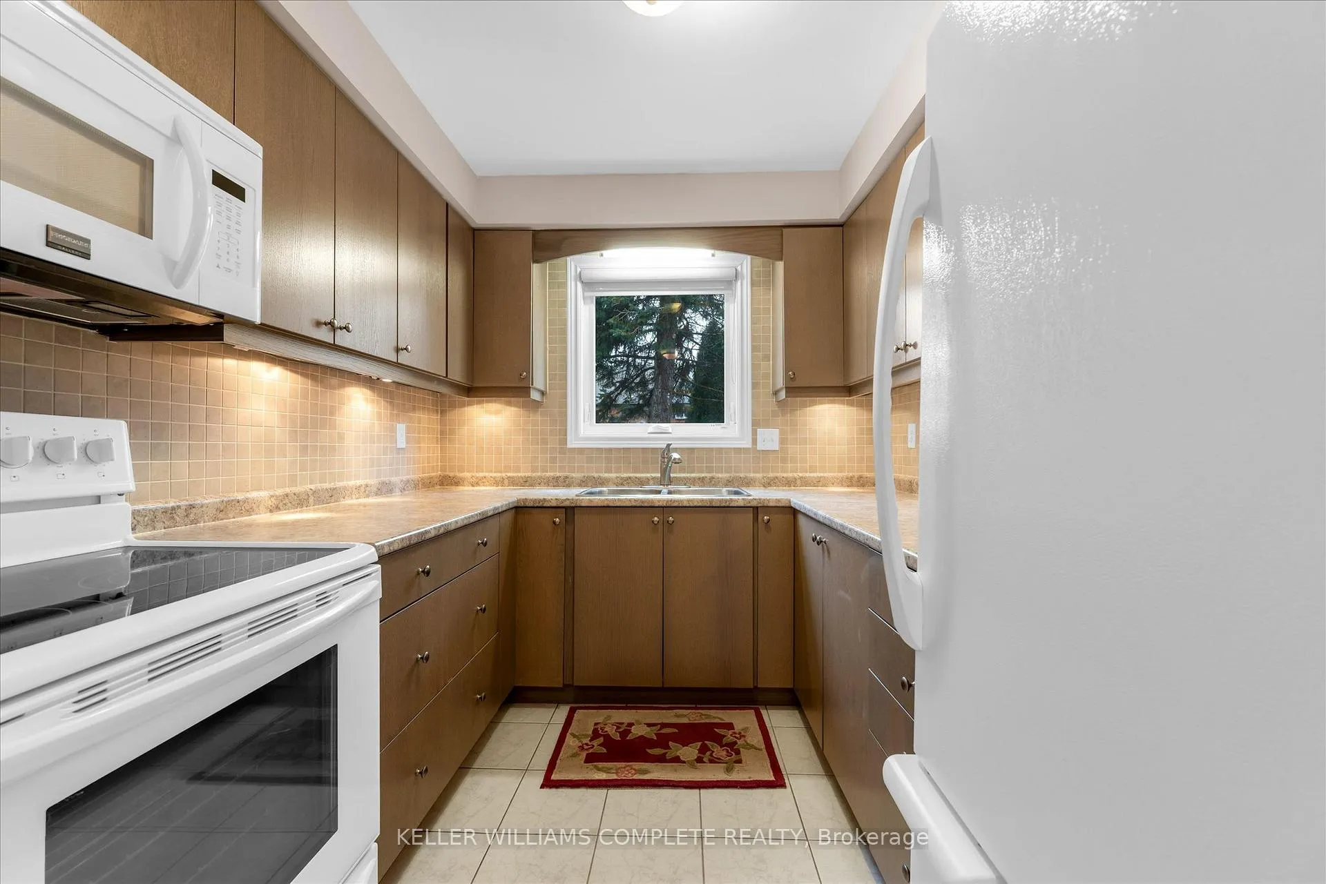 Photo 12 of Unit 1, 230 Meadowbrook Drive, Hamilton, Ancaster — HOMEH