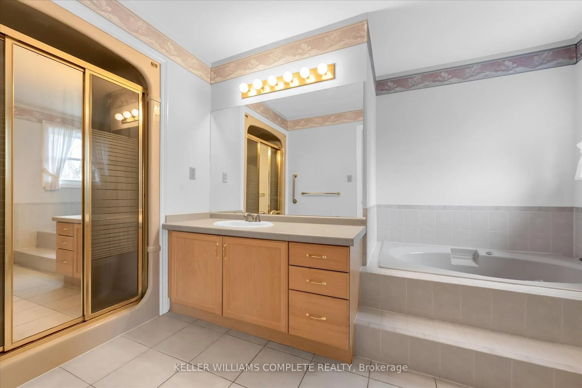 Photo 23 of Unit 1, 230 Meadowbrook Drive, Hamilton, Ancaster — HOMEH