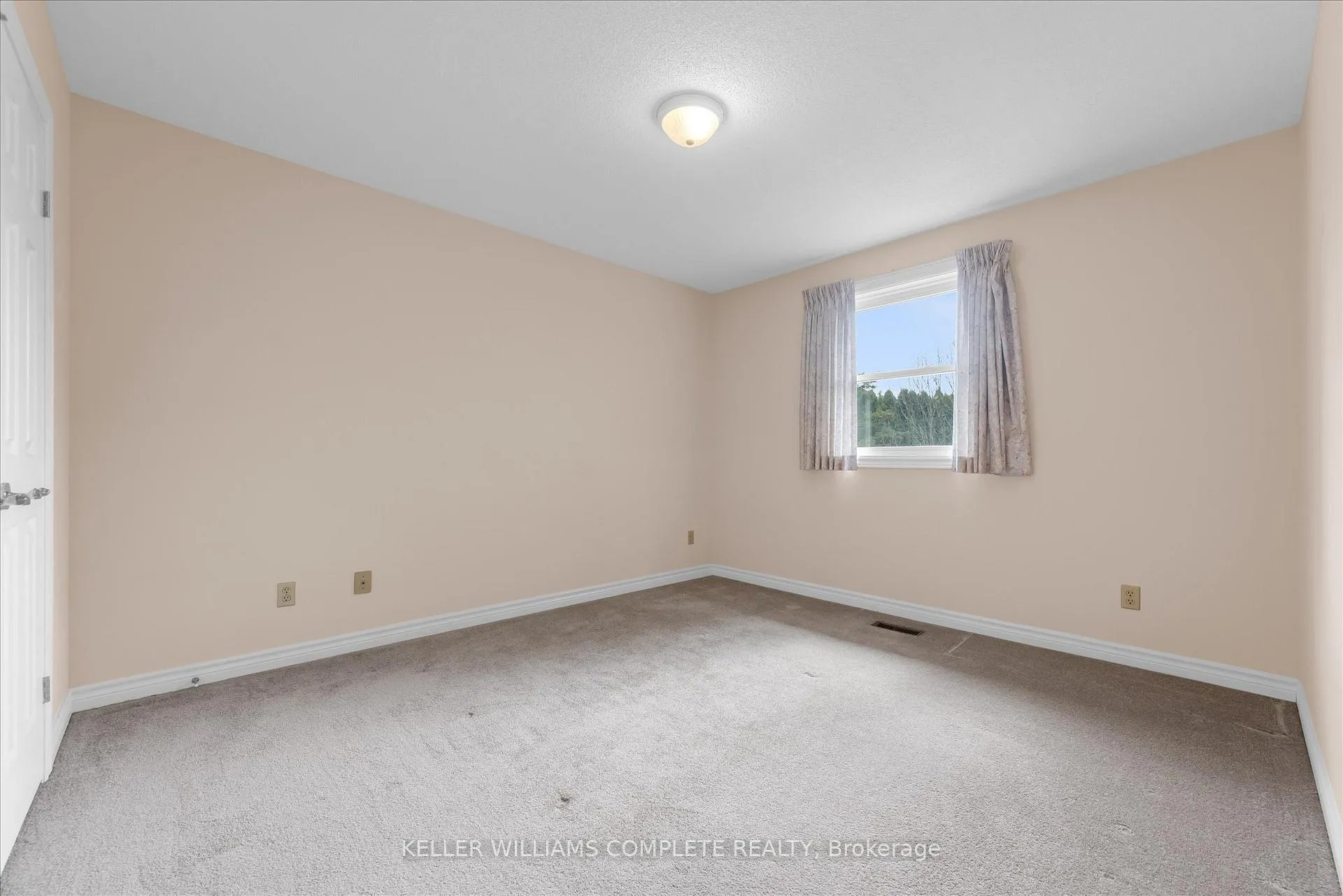 Photo 26 of Unit 1, 230 Meadowbrook Drive, Hamilton, Ancaster — HOMEH
