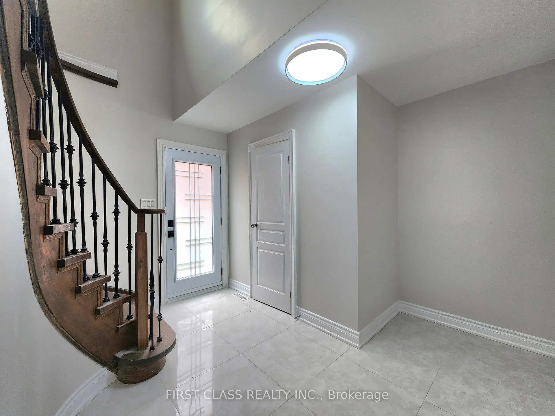 Photo 3 of 15 Strathmore Drive, Markham, Raymerville — HOMEH