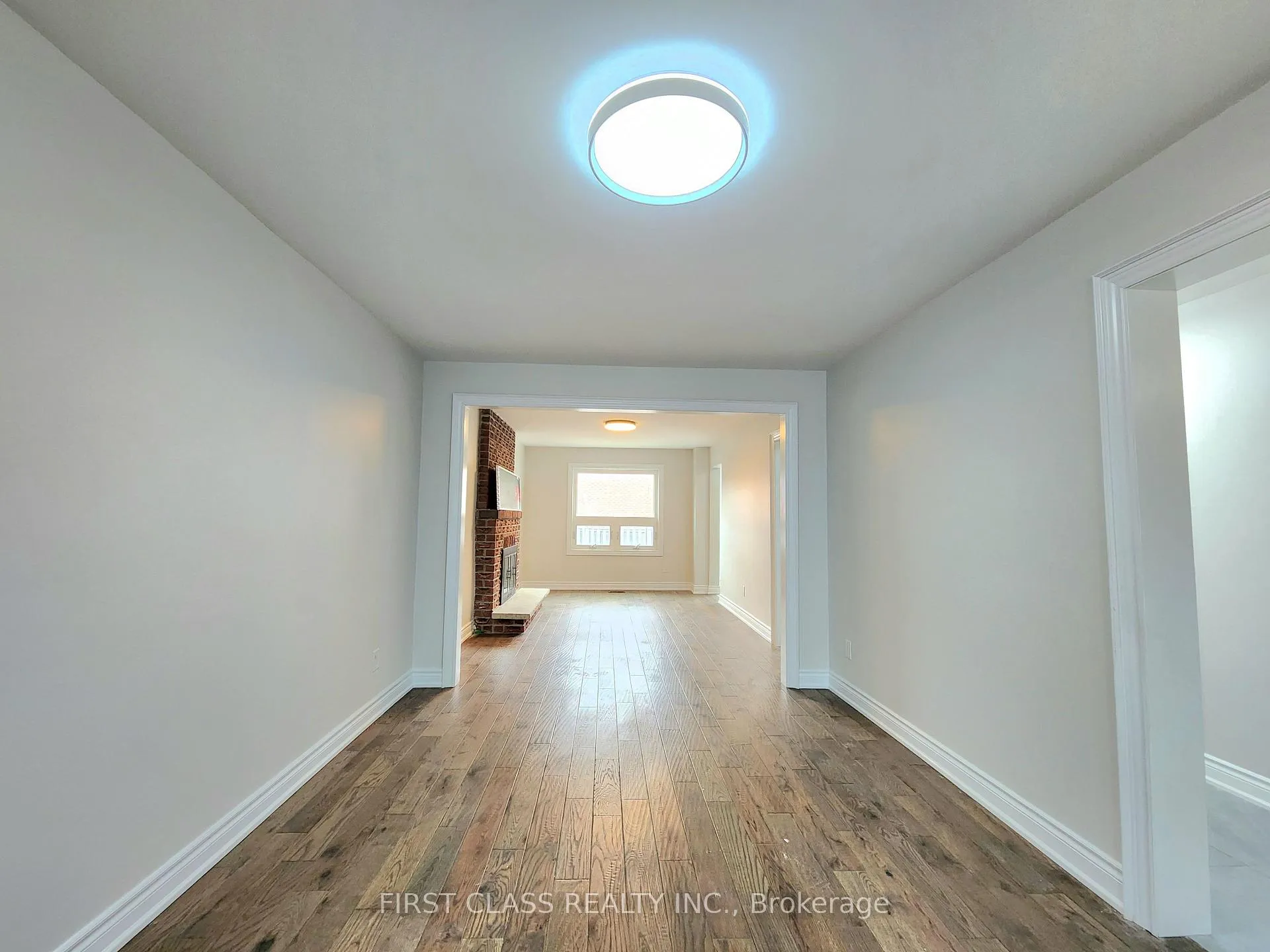 Photo 4 of 15 Strathmore Drive, Markham, Raymerville — HOMEH
