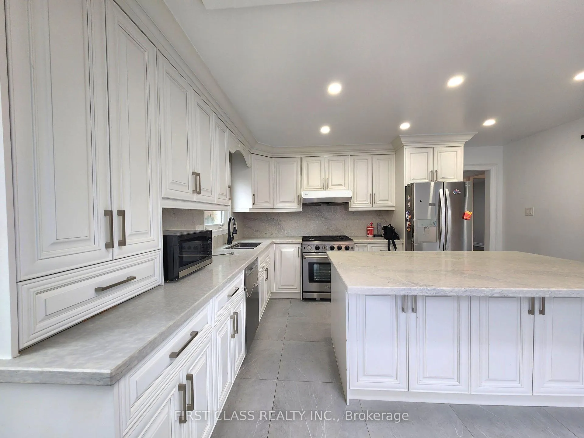 Photo 9 of 15 Strathmore Drive, Markham, Raymerville — HOMEH