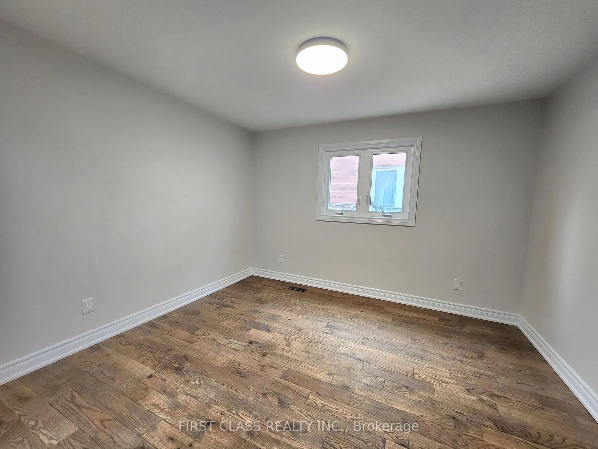 Photo 10 of 15 Strathmore Drive, Markham, Raymerville — HOMEH