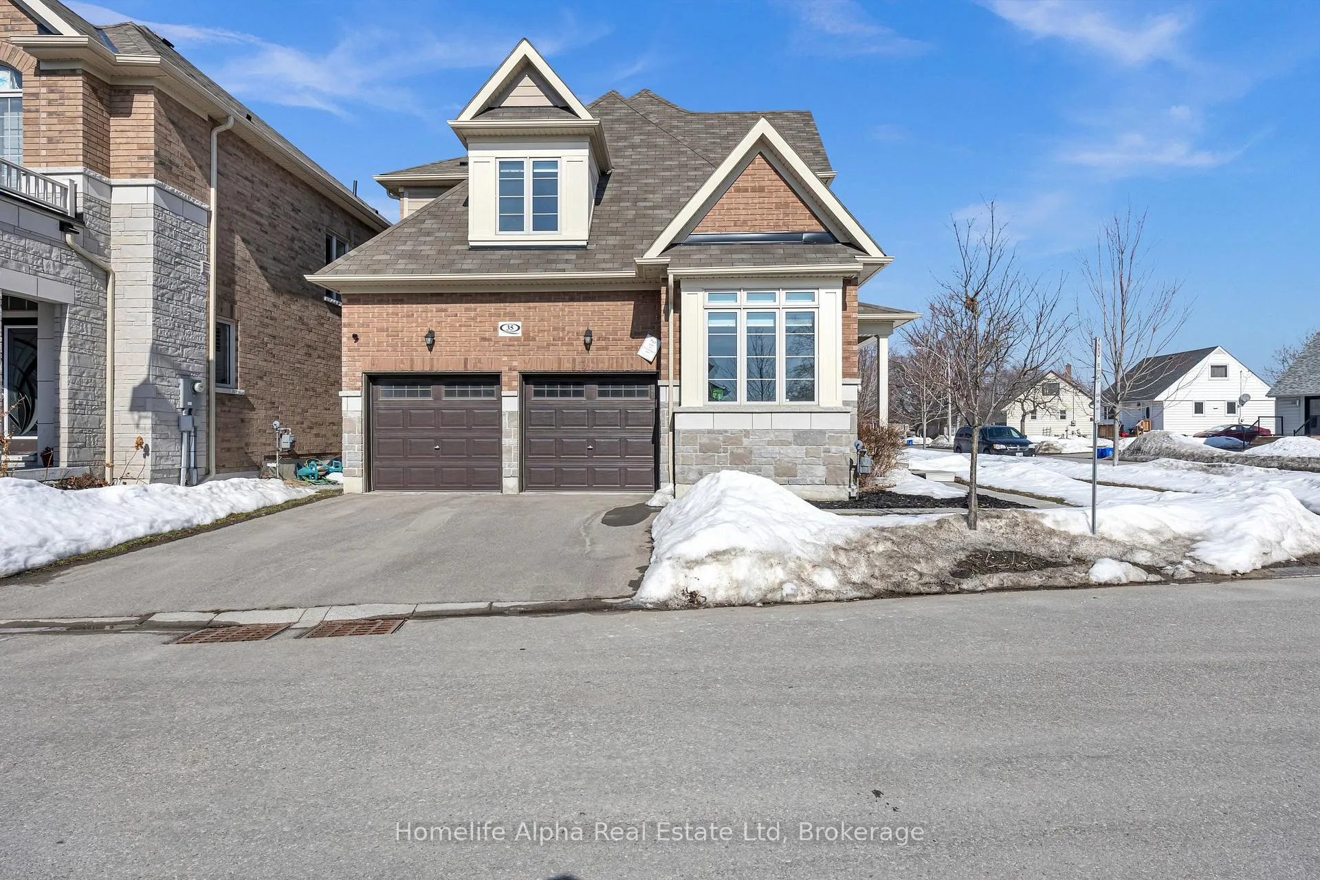 Front of 35 Hassard - Short Lane