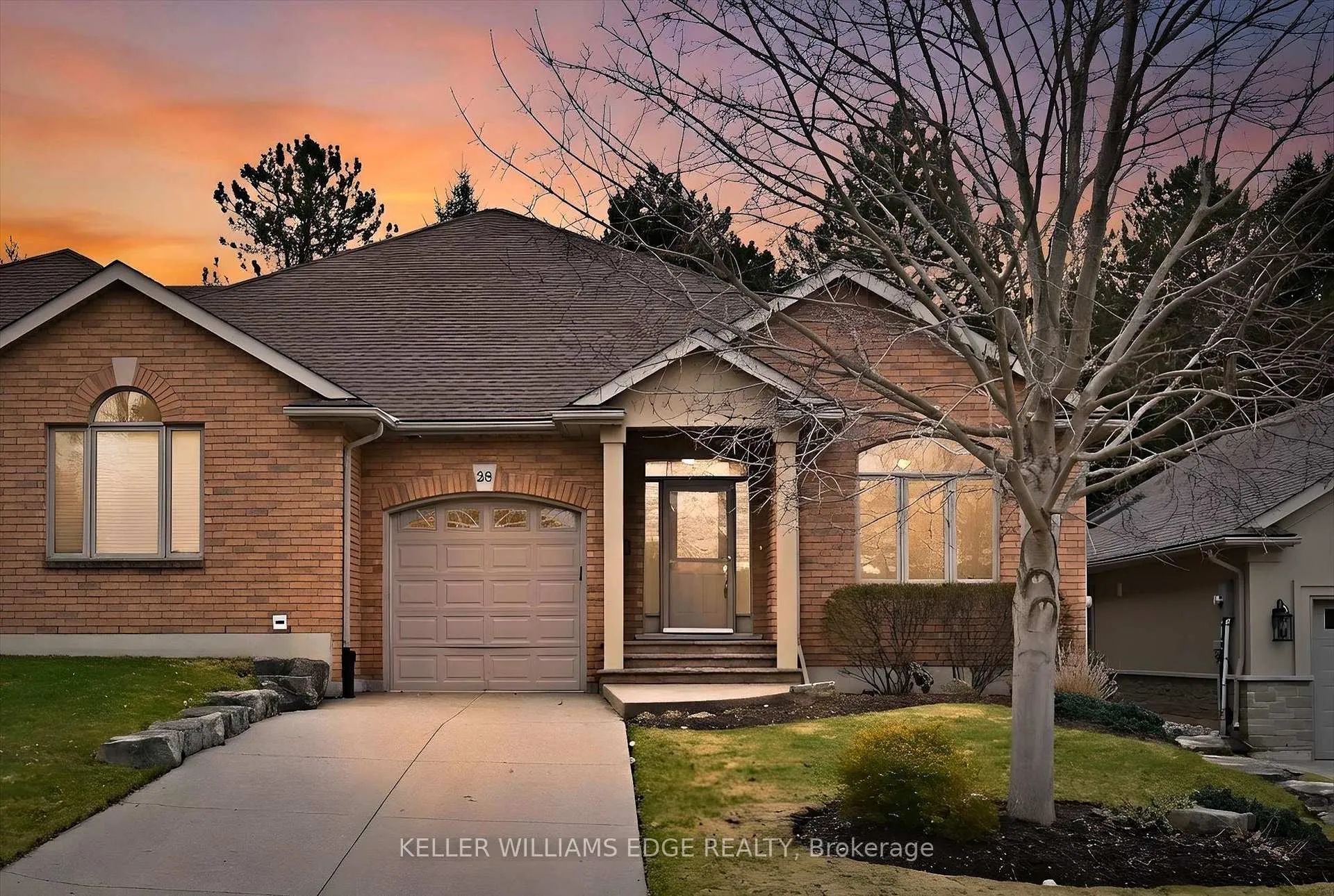 Photo 1 of 28 Wainwright Boulevard, Hamilton, Dundas — HOMEH