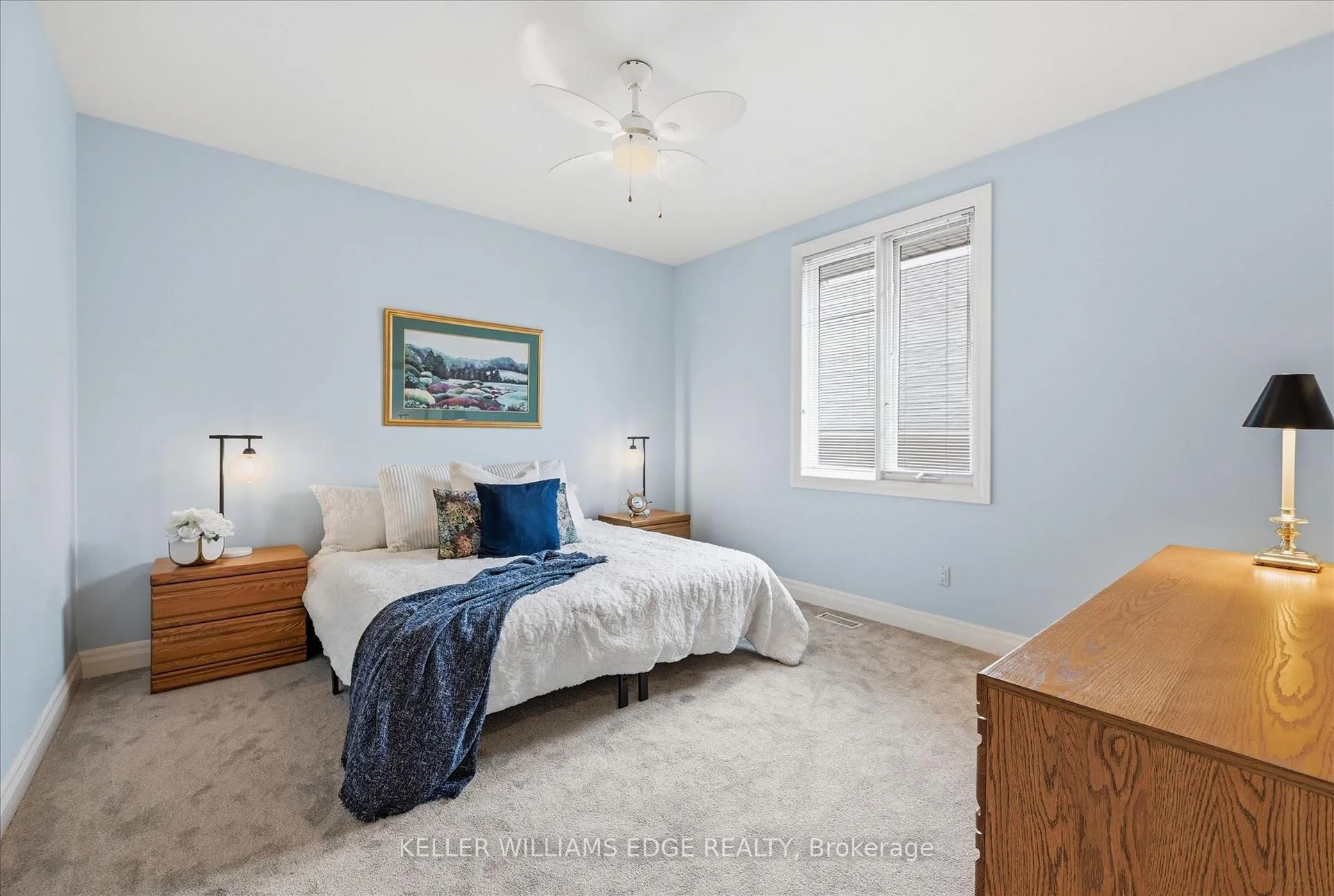 Photo 6 of 28 Wainwright Boulevard, Hamilton, Dundas — HOMEH