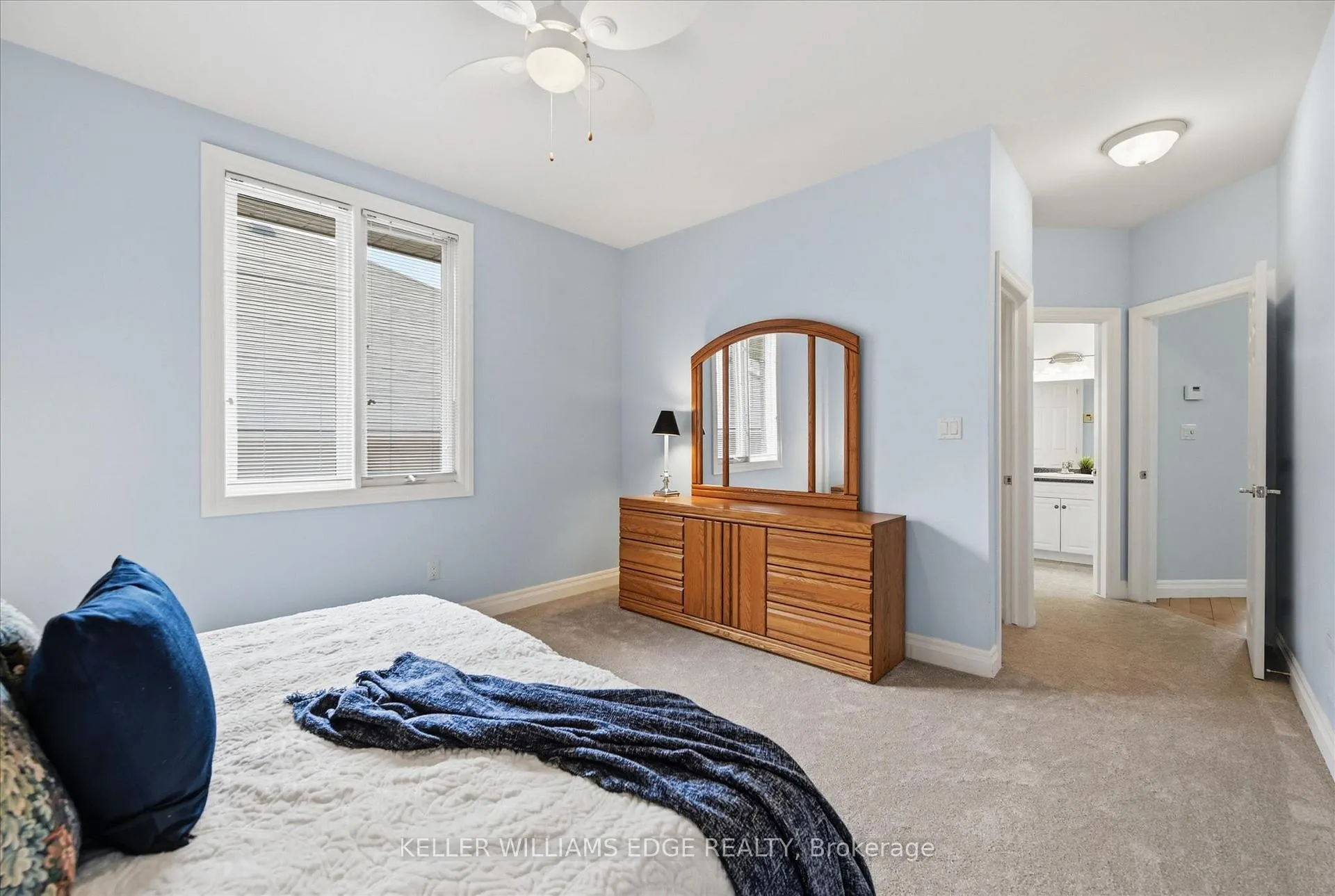 Photo 8 of 28 Wainwright Boulevard, Hamilton, Dundas — HOMEH