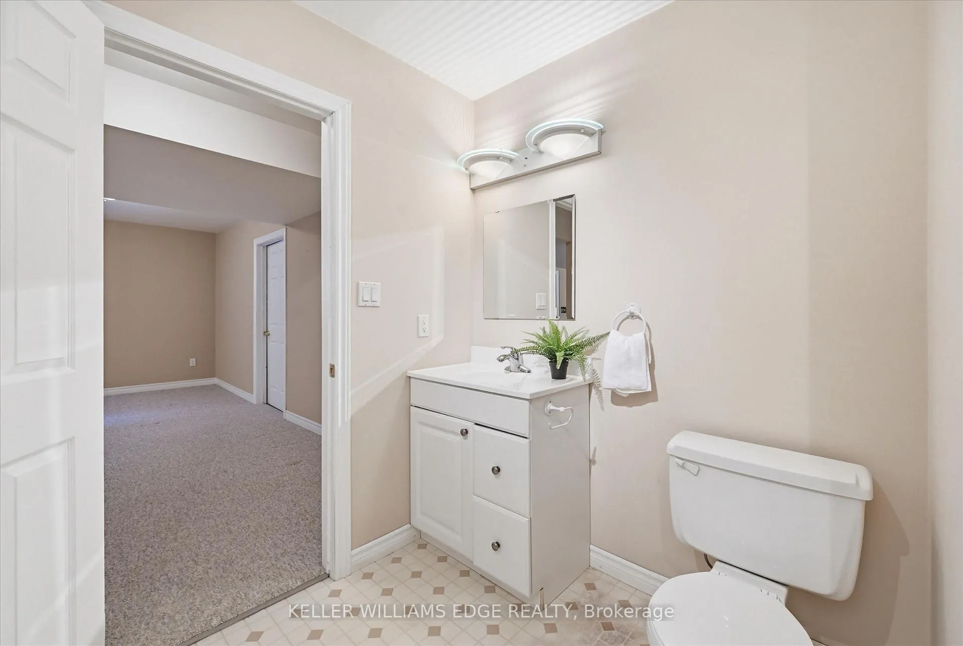 Photo 36 of 28 Wainwright Boulevard, Hamilton, Dundas — HOMEH
