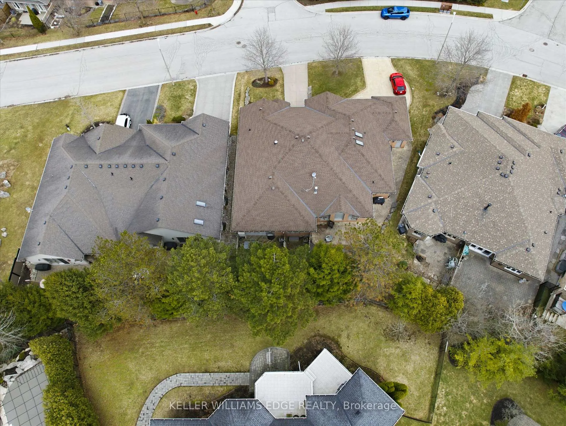 Photo 41 of 28 Wainwright Boulevard, Hamilton, Dundas — HOMEH