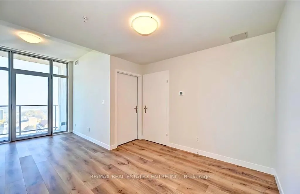 Photo 5 of Unit 1305, 60 Frederick Street, Kitchener — HOMEH