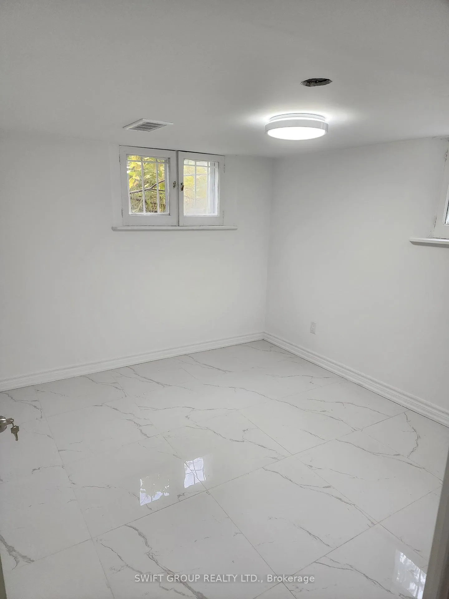 Photo 7 of 141 Kitchener Road, Scarborough, West Hill — HOMEH