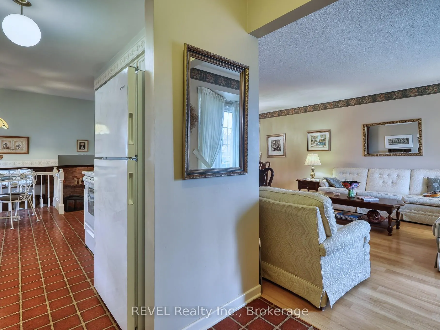 Photo 8 of 31 Cole Farm Boulevard, St. Catharines, Port Dalhousie — HOMEH