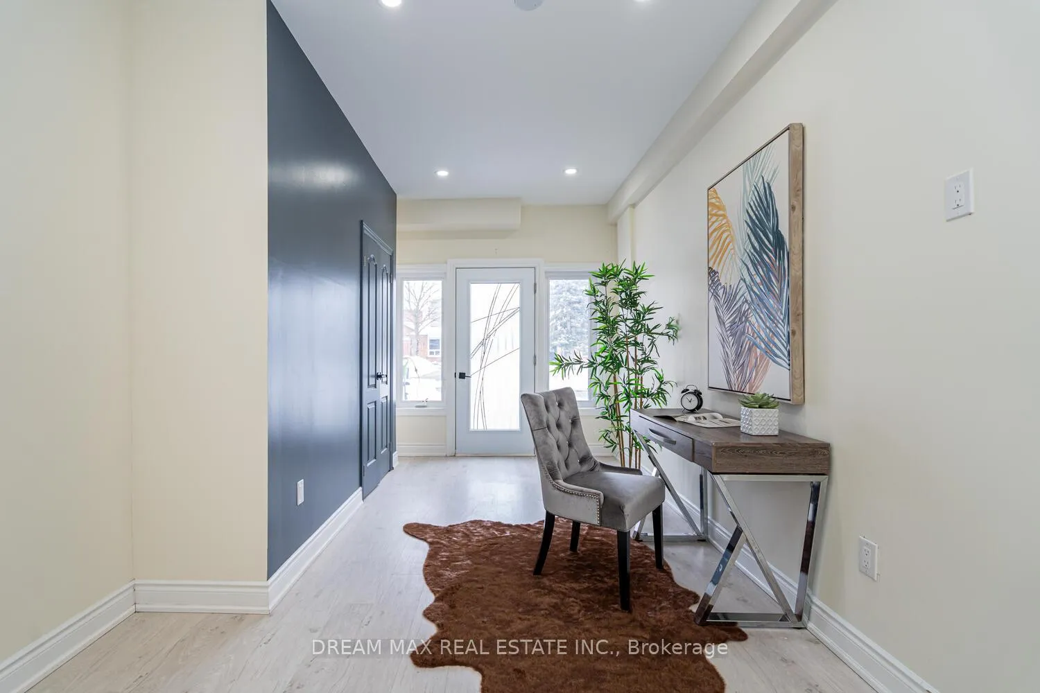 Photo 15 of 68 Winterfold Drive, Brampton, Madoc — HOMEH