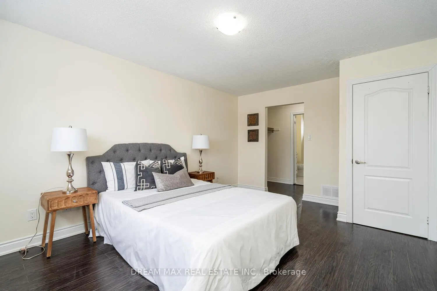 Photo 26 of 68 Winterfold Drive, Brampton, Madoc — HOMEH