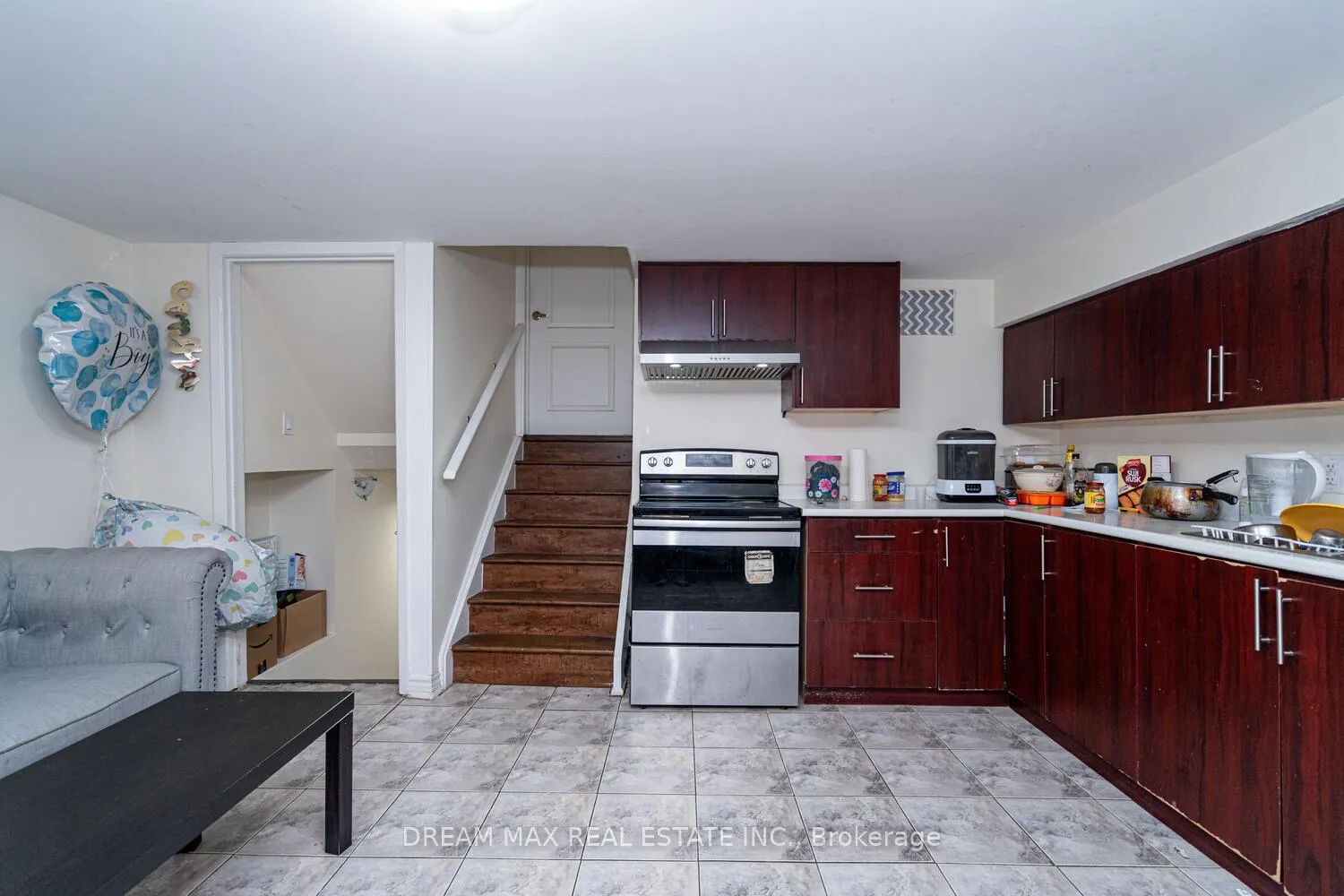 Photo 40 of 68 Winterfold Drive, Brampton, Madoc — HOMEH