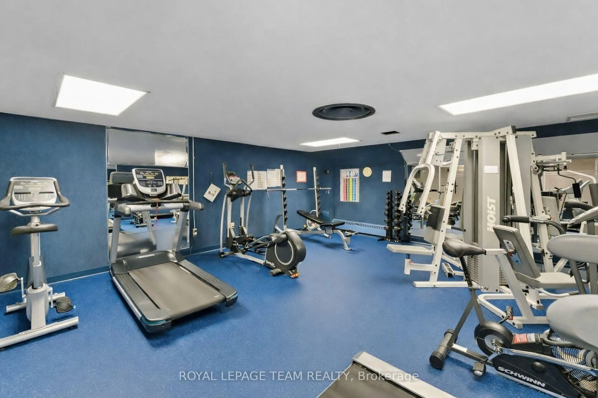 Photo 33 of Unit 606, 555 Brittany Drive, Ottawa, Viscount Alexander Park — HOMEH