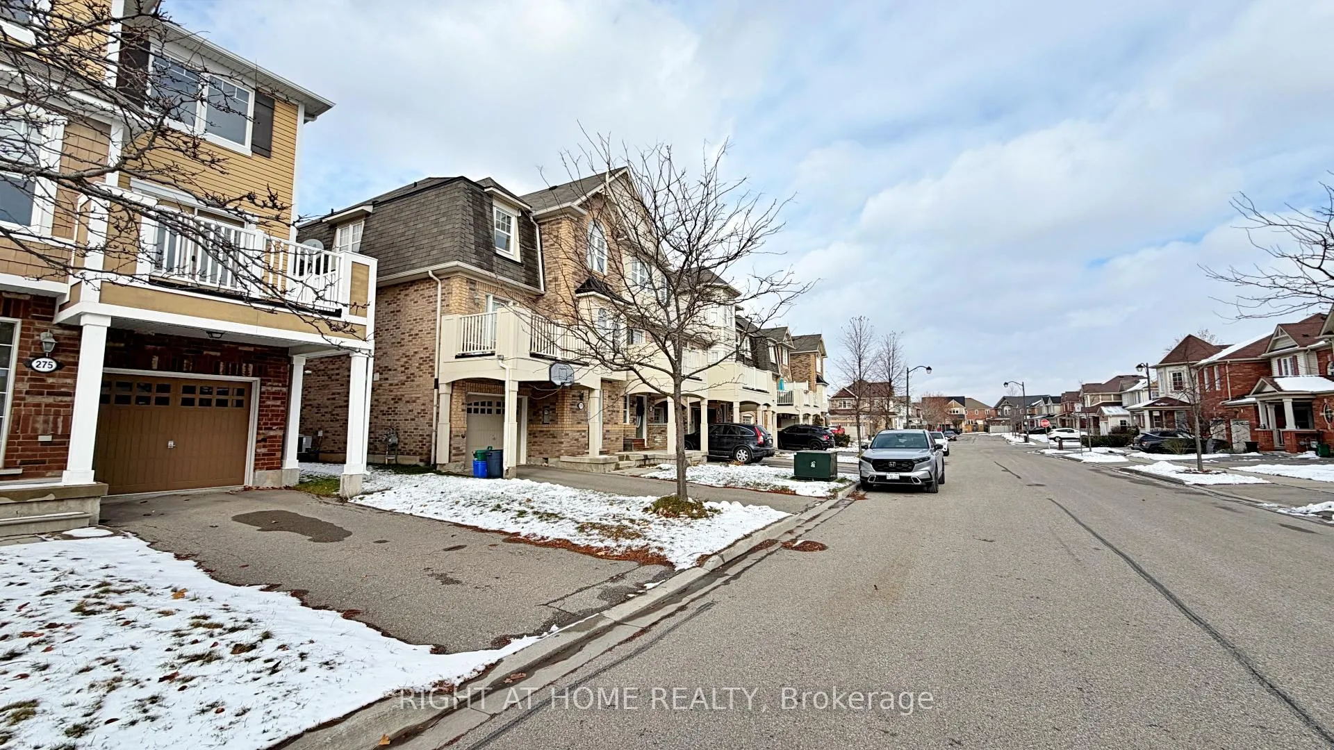 Photo 5 of 275 Woodley Crescent, Milton, Willmott — HOMEH