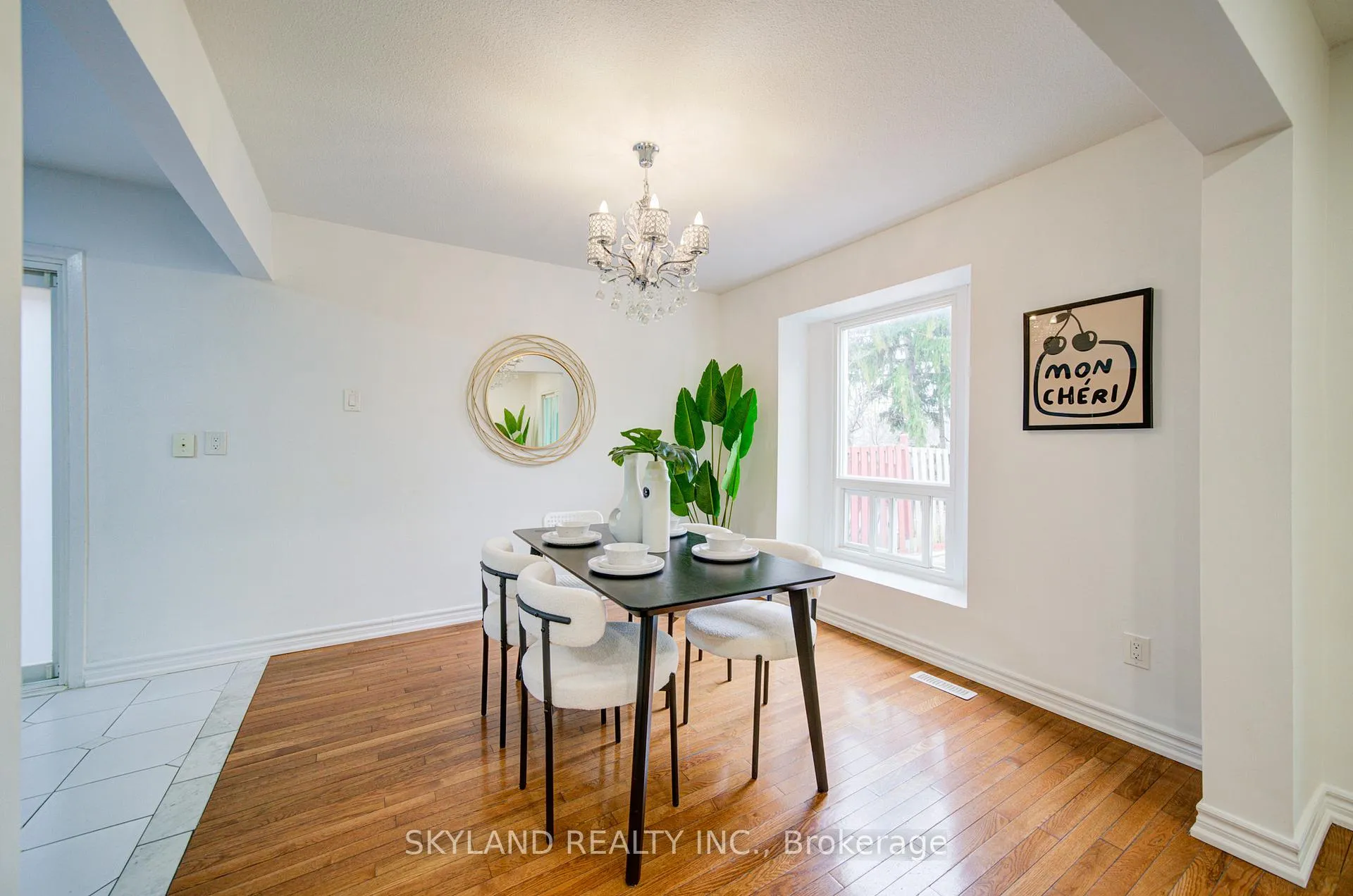 Photo 8 of 56 Upton Crescent, Markham, Milliken Mills West — HOMEH