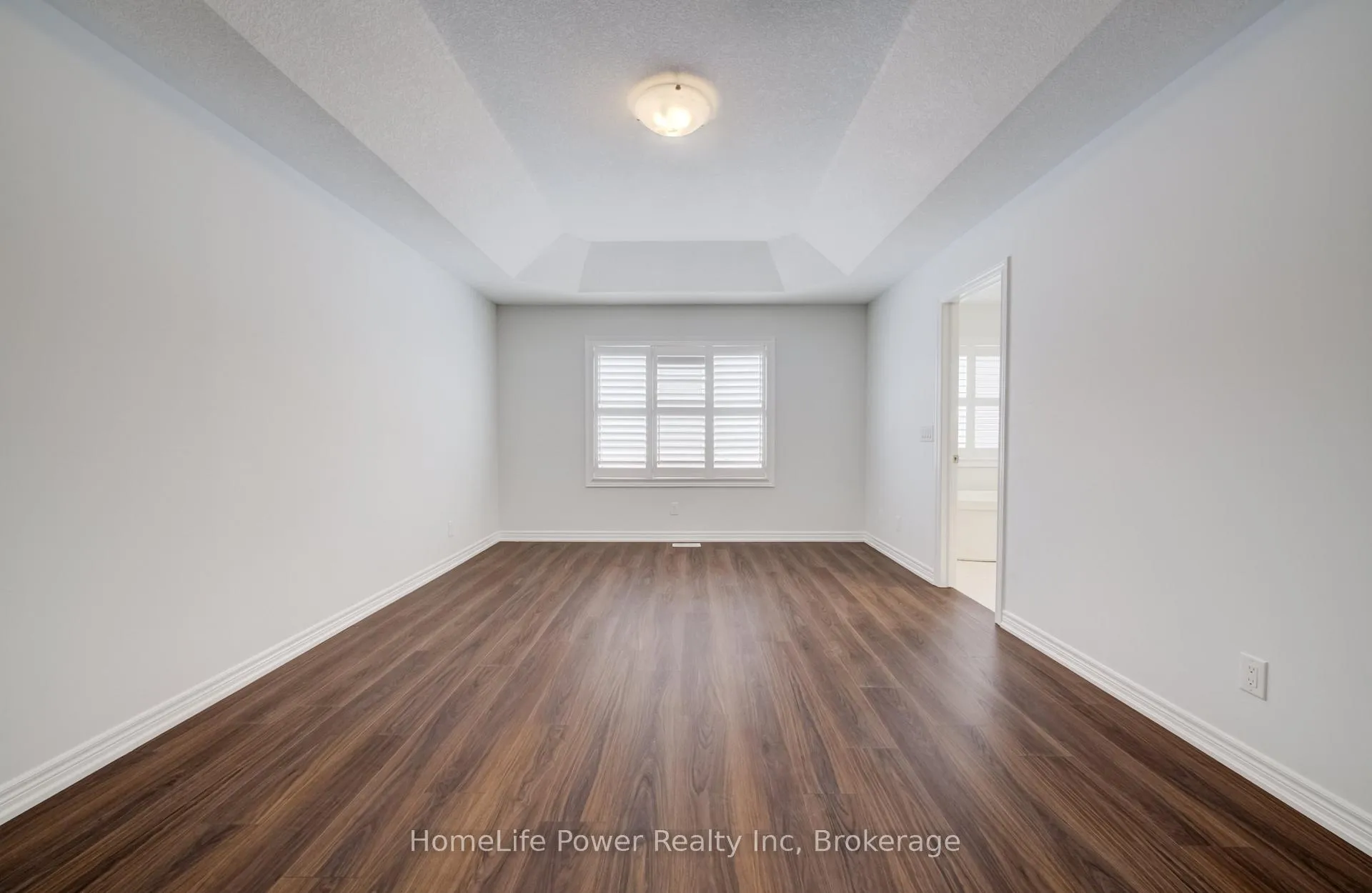 Photo 20 of 56 Reistwood Drive, Kitchener — HOMEH
