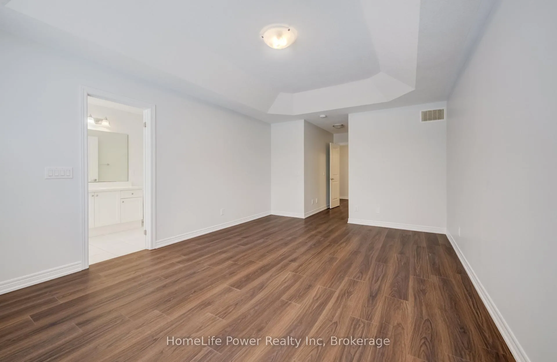 Photo 22 of 56 Reistwood Drive, Kitchener — HOMEH
