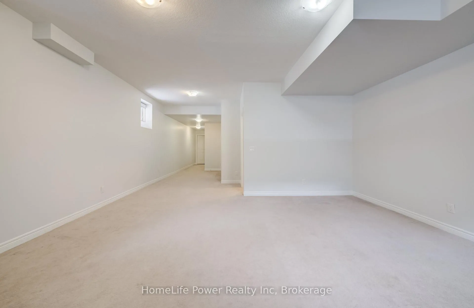 Photo 37 of 56 Reistwood Drive, Kitchener — HOMEH