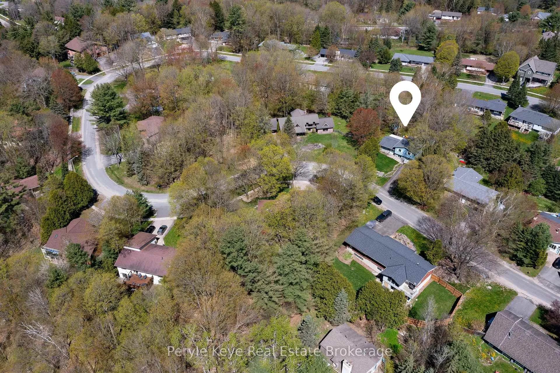 Photo 4 of 26 Westvale Drive, Bracebridge, Monck (Bracebridge) — HOMEH