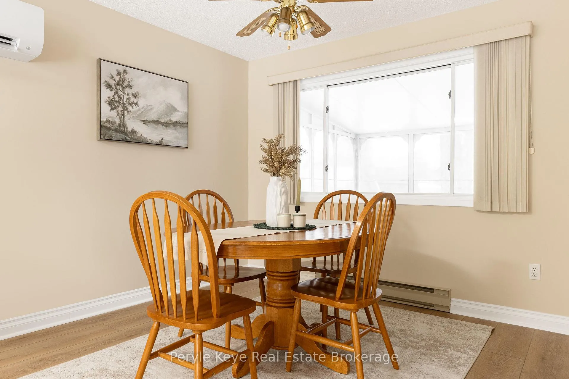 Photo 11 of 26 Westvale Drive, Bracebridge, Monck (Bracebridge) — HOMEH