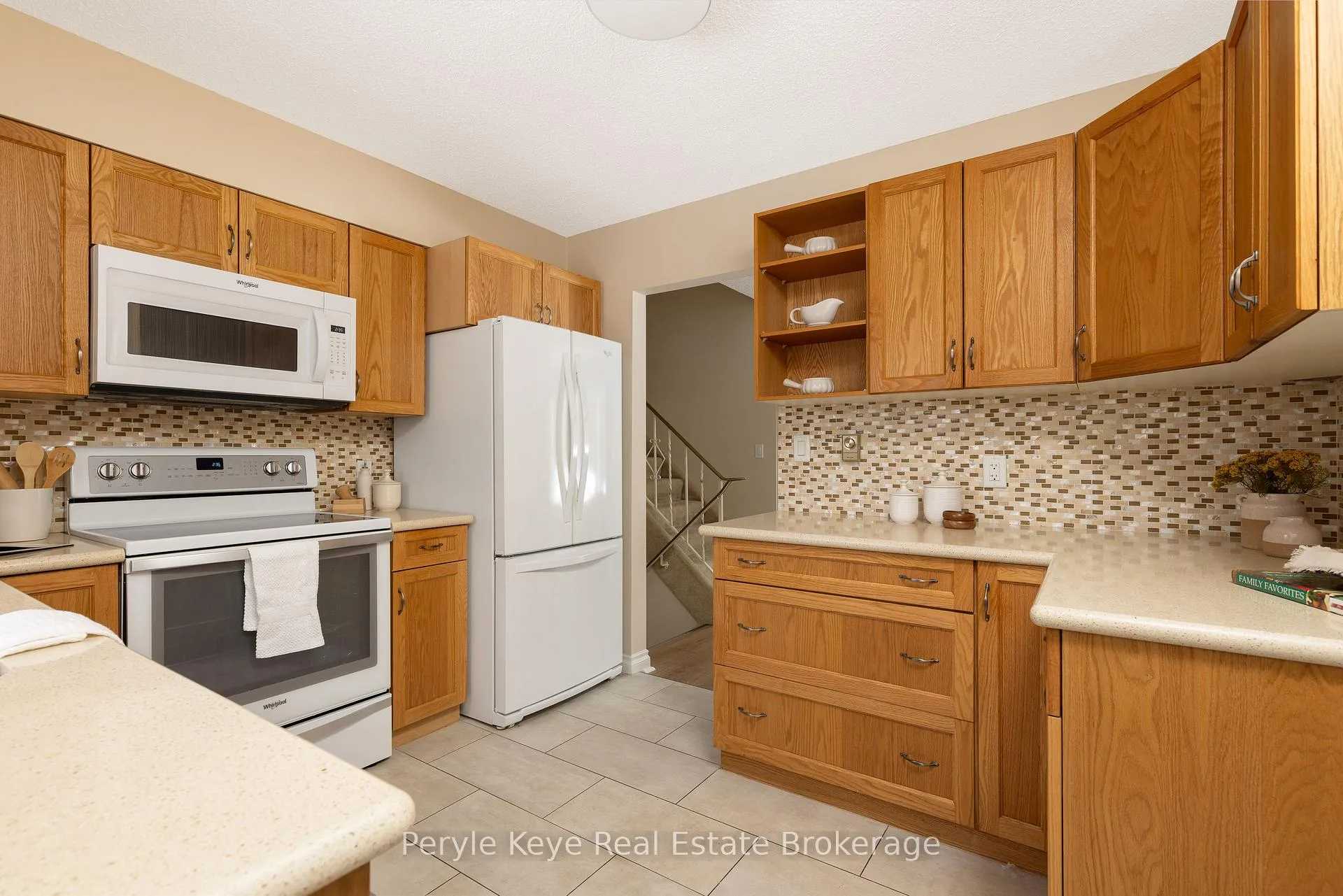 Photo 15 of 26 Westvale Drive, Bracebridge, Monck (Bracebridge) — HOMEH