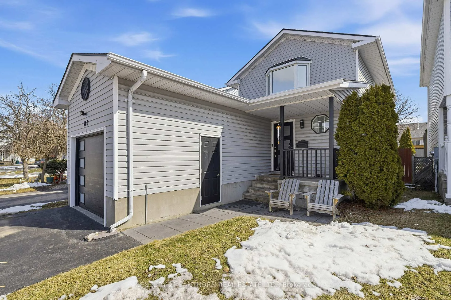 Photo 2 of 880 Walker Court, Kingston, East Gardiners Rd — HOMEH