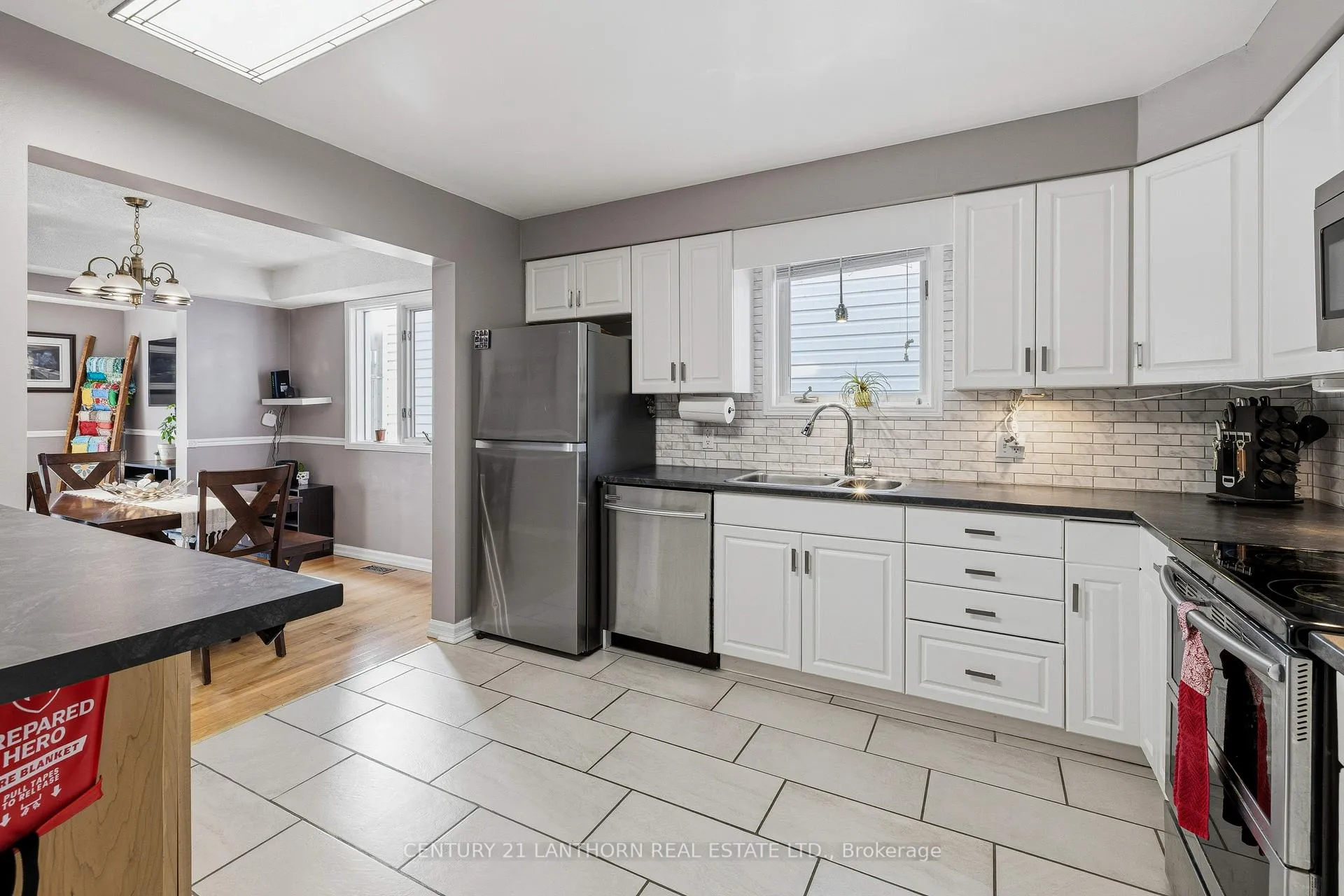 Photo 9 of 880 Walker Court, Kingston, East Gardiners Rd — HOMEH