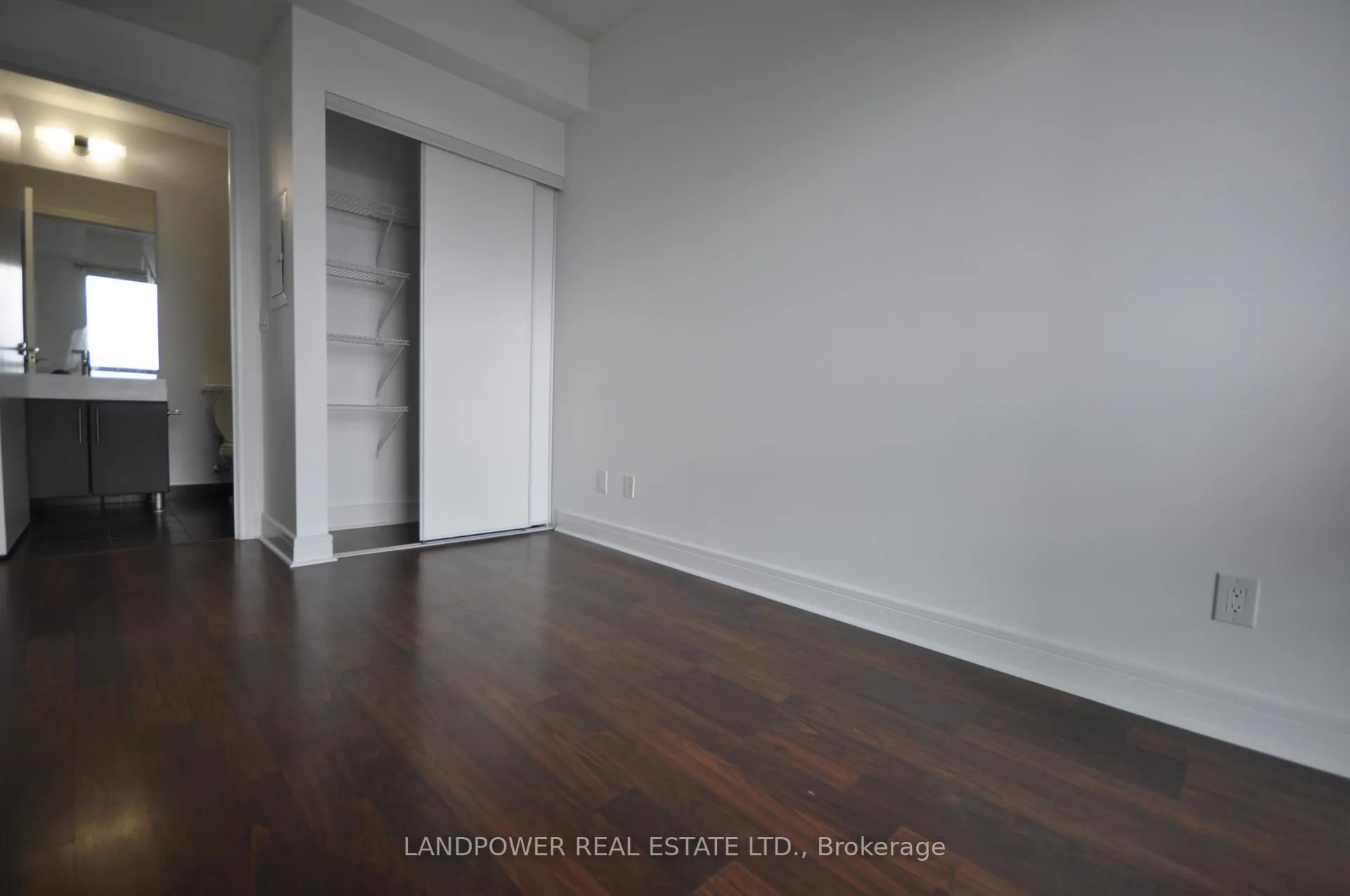 Photo 12 of Unit Lph 10, 35 Brian Peck Crescent, Toronto, Thorncliffe Park — HOMEH
