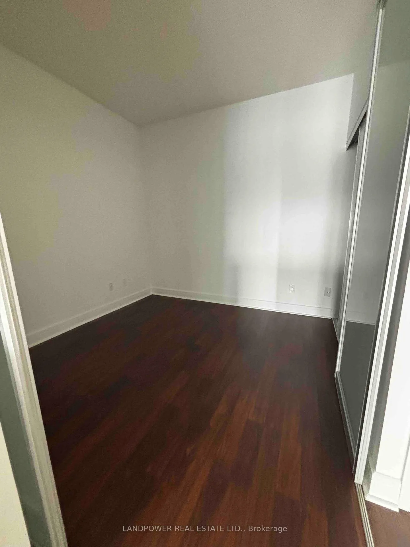 Photo 15 of Unit Lph 10, 35 Brian Peck Crescent, Toronto, Thorncliffe Park — HOMEH