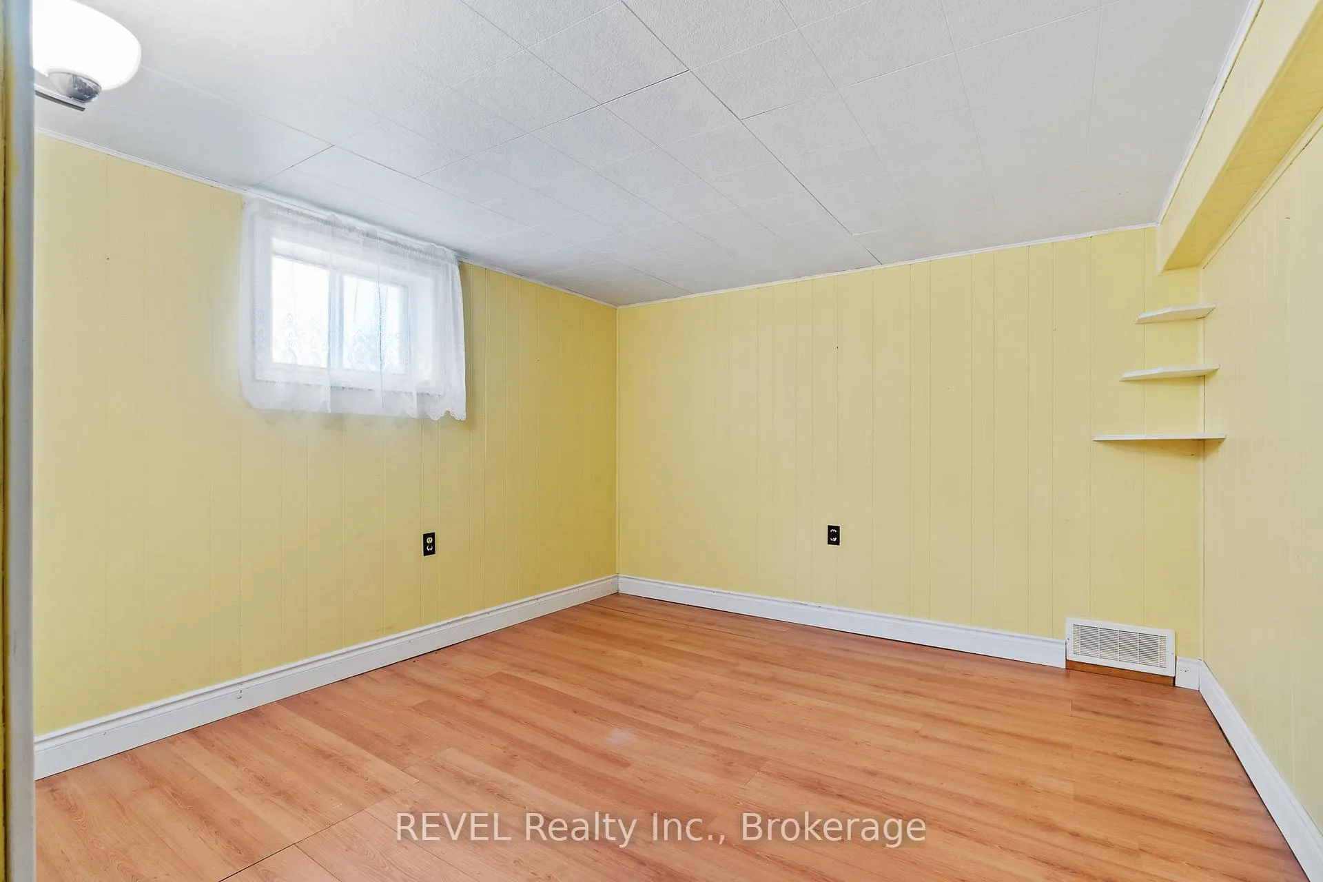 Photo 19 of 11 Melrose Avenue, St. Catharines, Oakdale — HOMEH