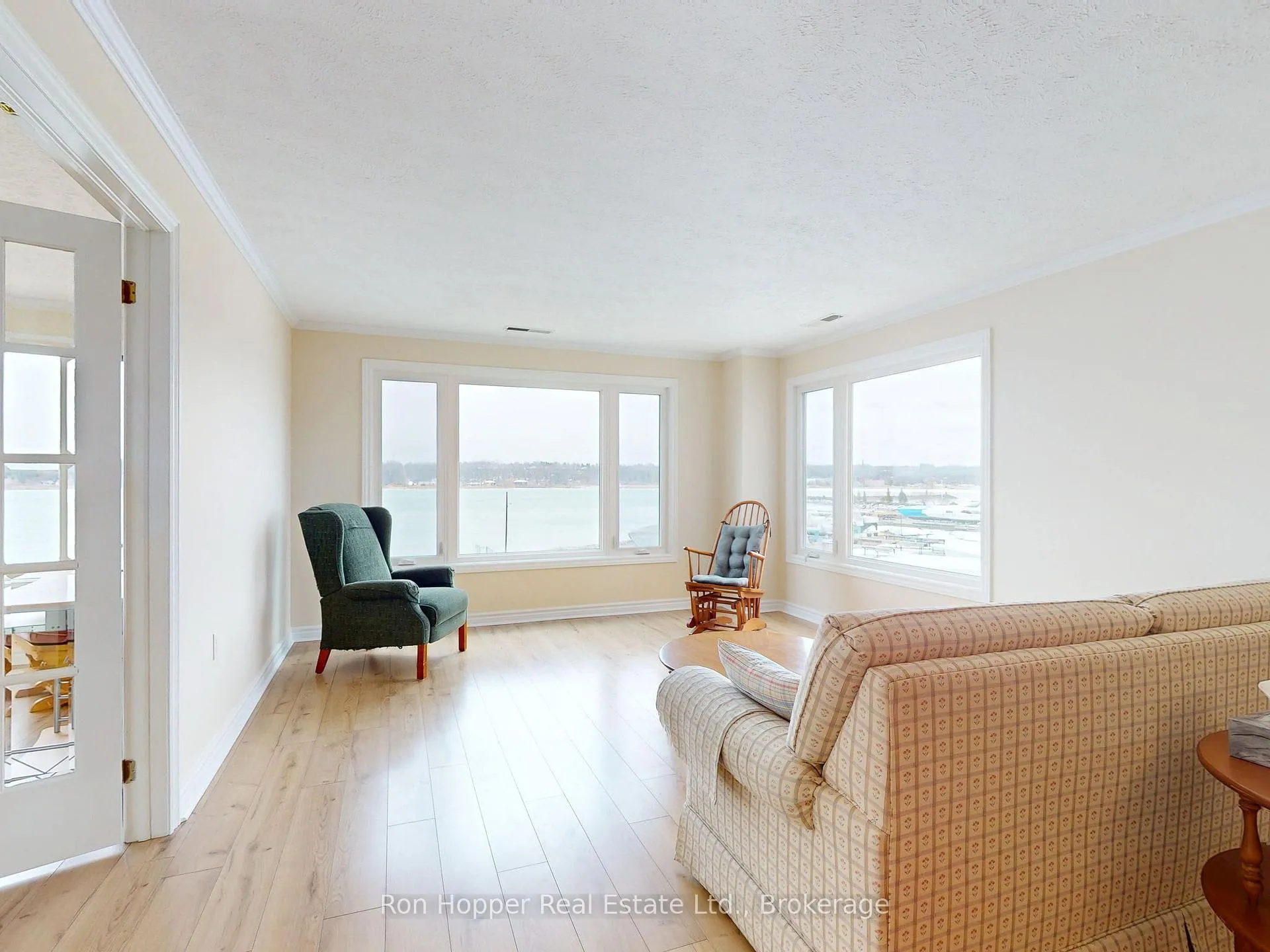 Photo 3 of Unit 303, 2555 3rd Avenue W, Owen Sound — HOMEH