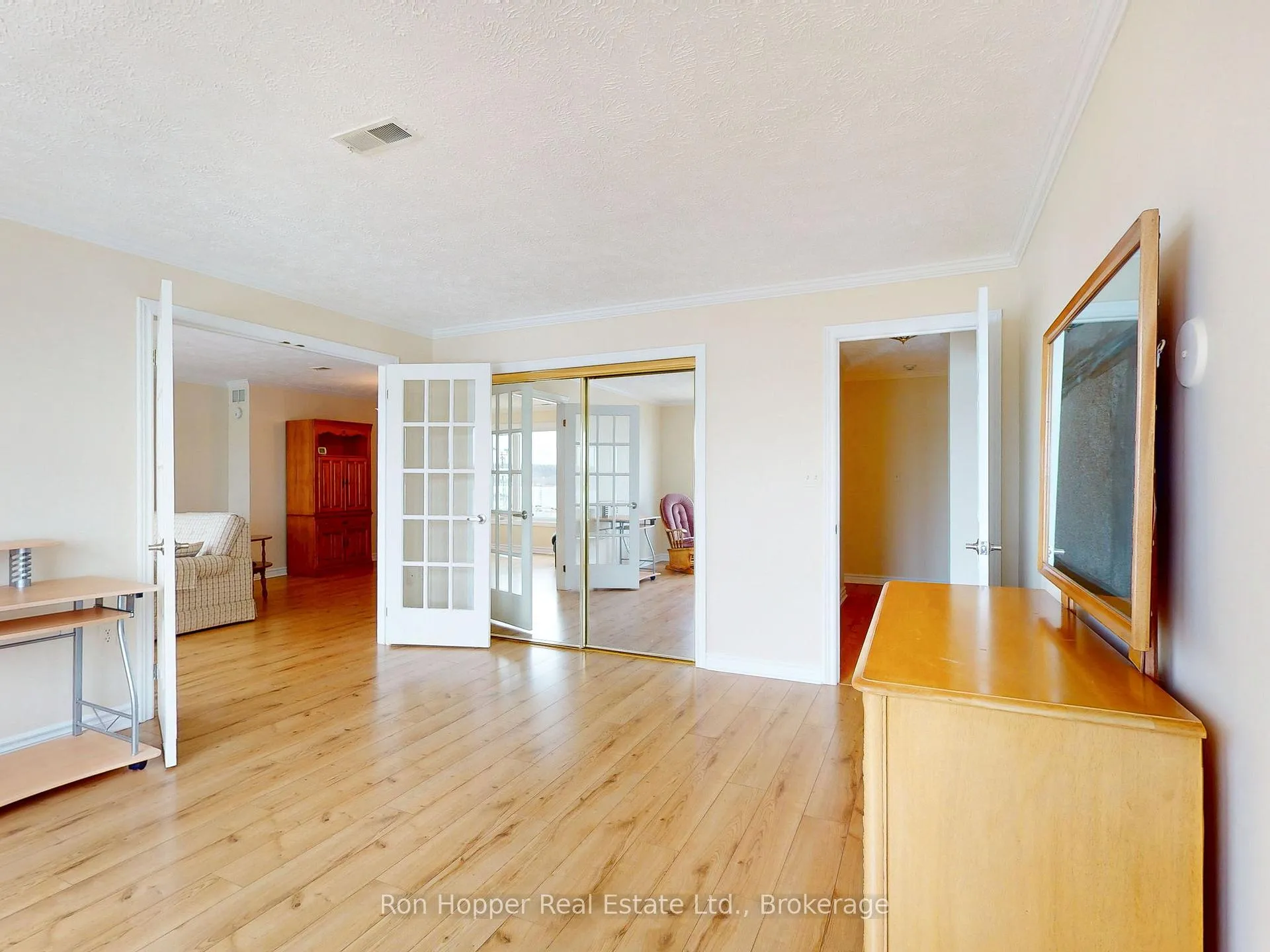 Photo 21 of Unit 303, 2555 3rd Avenue W, Owen Sound — HOMEH